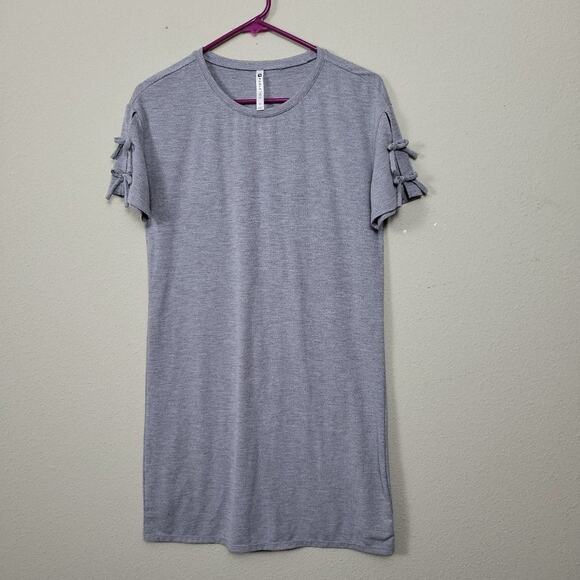 Fabletics Dresses & Skirts - Fabletics Women's Size xs Bow Sleeve Yani Tee Shirt Dress Gray Relaxed Fit